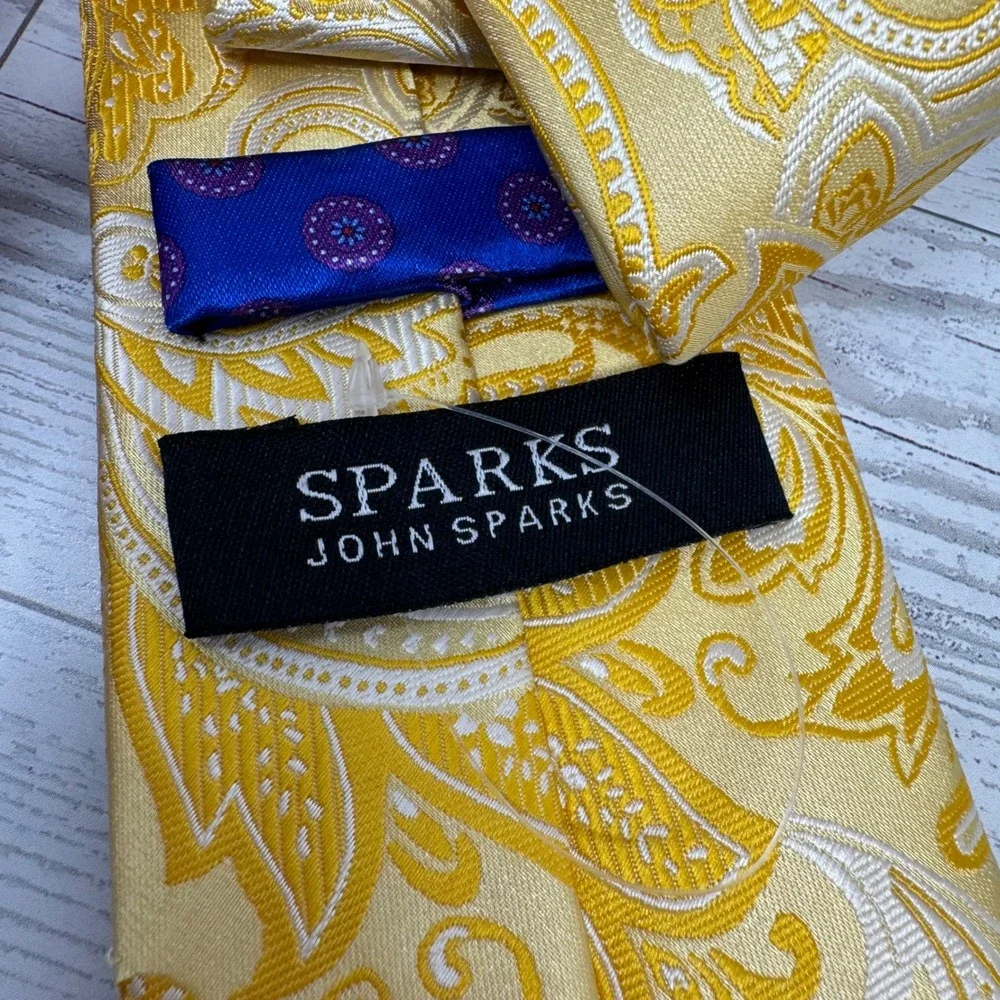 John Sparks‎ Gold Paisley Silk Men's Dress Tie New